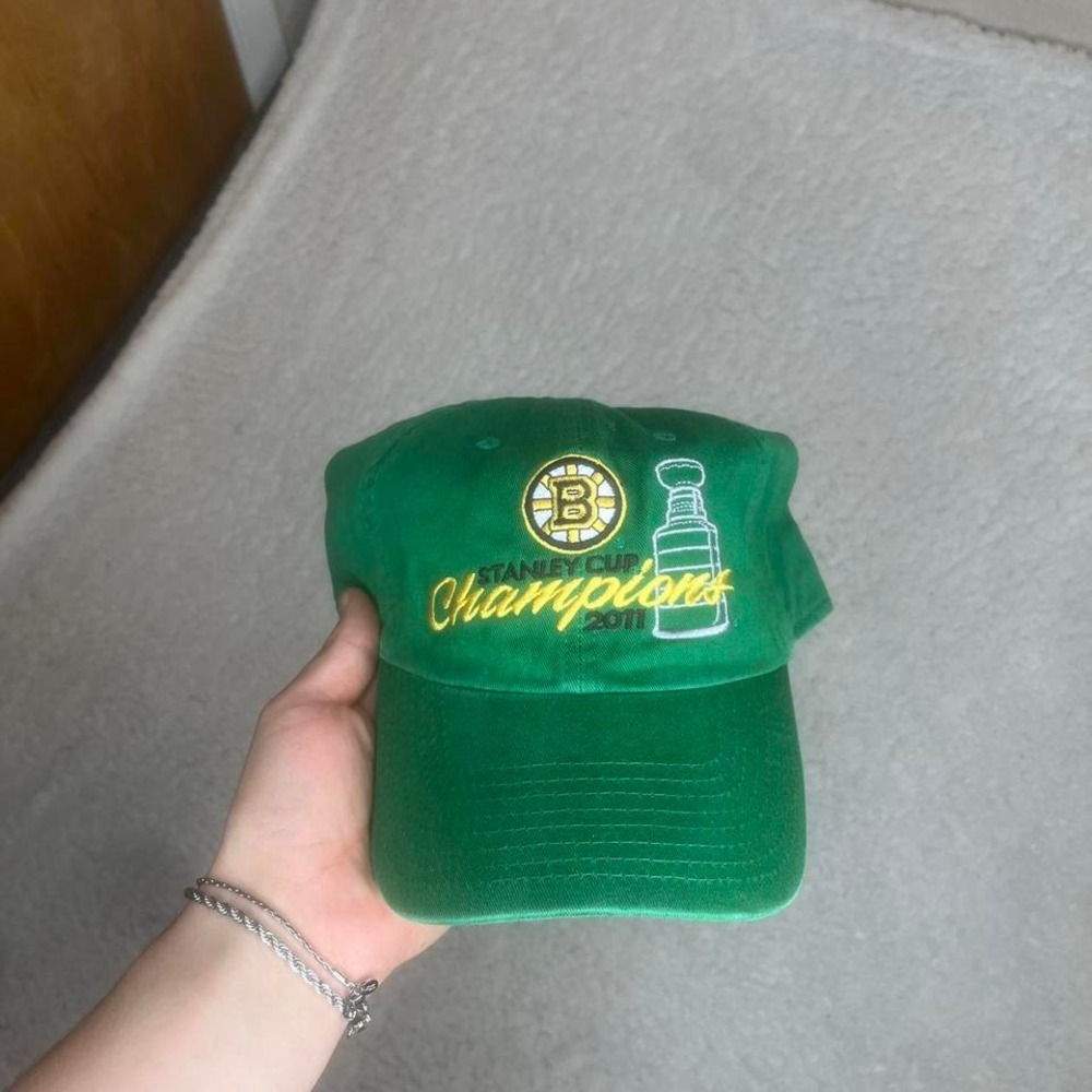 2011 Boston‎ bruins Stanley cup champion men's grey embroidered hat adjustable